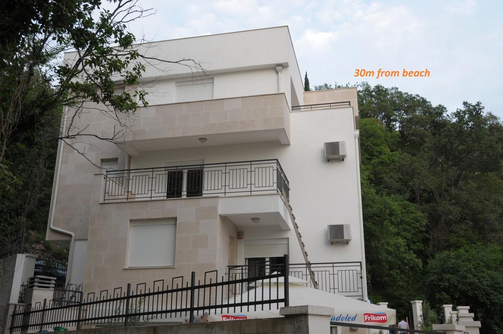 Apartments Villa Simonovic Petrovac Eksteriør billede