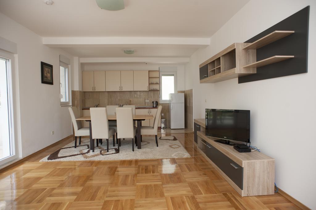 Apartments Villa Simonovic Petrovac Eksteriør billede