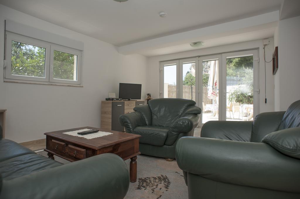 Apartments Villa Simonovic Petrovac Eksteriør billede