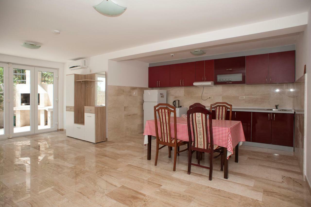 Apartments Villa Simonovic Petrovac Eksteriør billede
